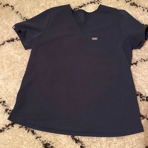 Figs dark Harbor scrub top